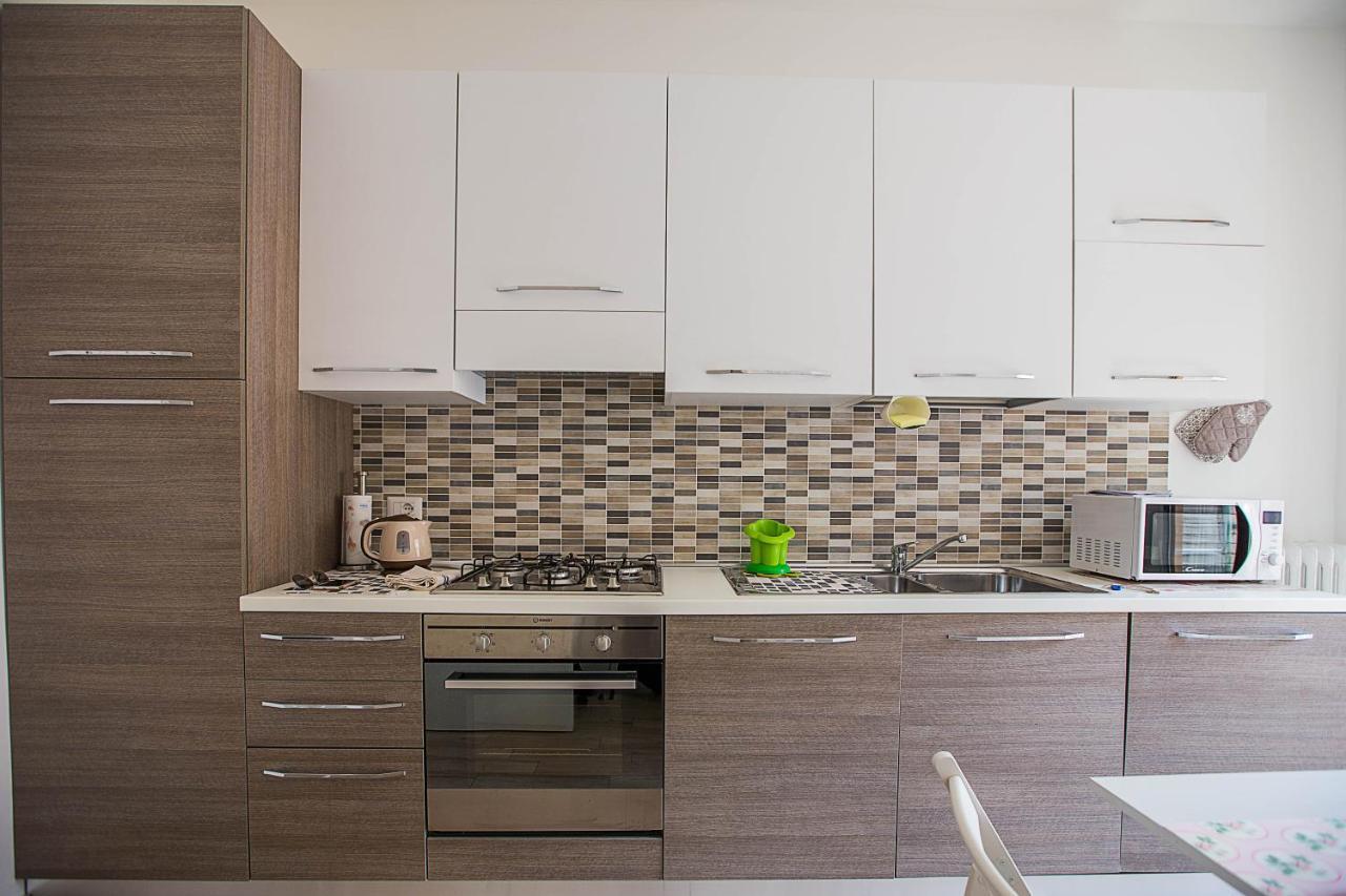 Lorenteggio Studio Apt Милан Экстерьер фото